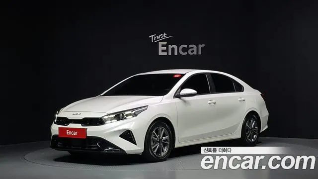 Kia K3 2023 — photo 1