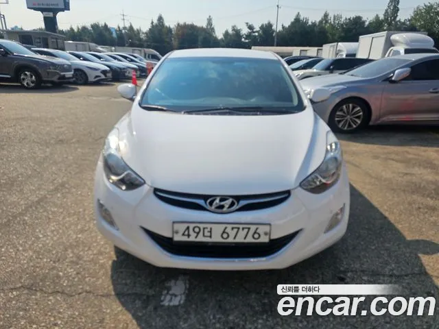 Hyundai AVANTE 2013 — photo 1