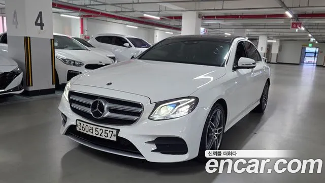 Mercedes-Benz E-Class 2020 — photo 1