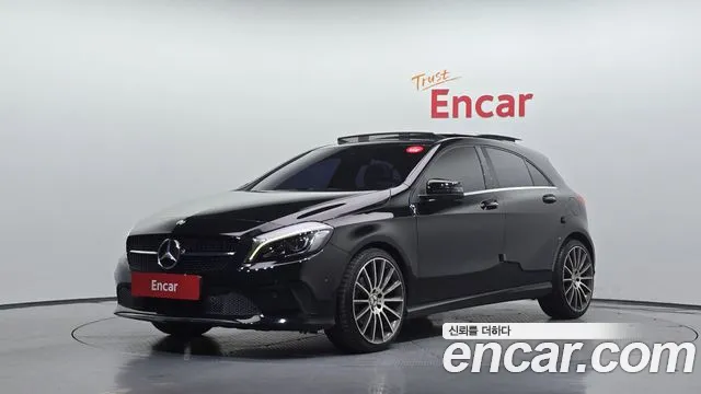 Mercedes-Benz A-Class 2017 — photo 1