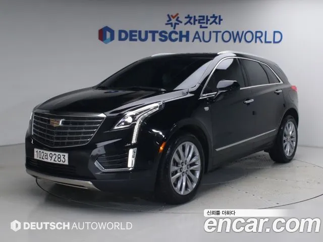 Cadillac XT5 2019 — photo 1
