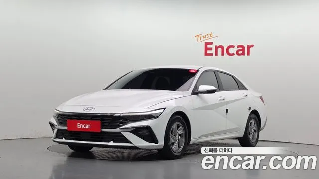 Hyundai AVANTE 2024 — photo 1