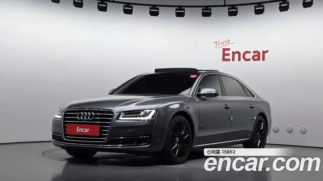 Audi A8 2016 — photo 1