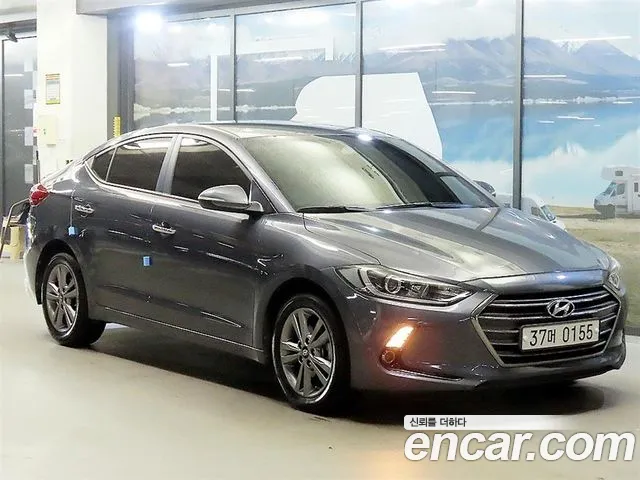 Hyundai AVANTE 2016 — photo 1