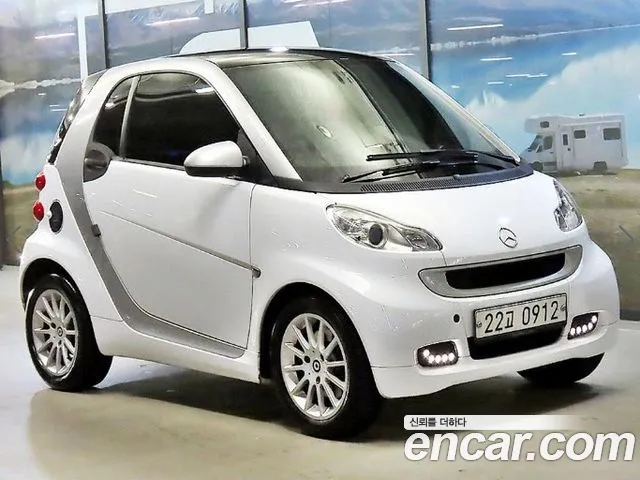 Smart Fortwo 2012 — photo 1