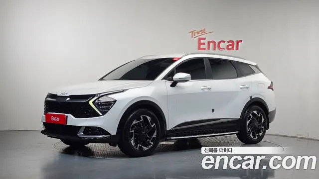 Kia Sportage 2023 — photo 1