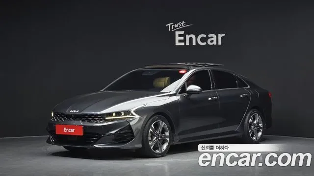 Kia K5 2020 — photo 1