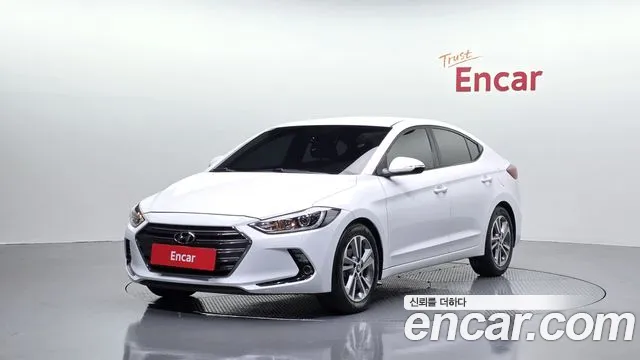 Hyundai AVANTE 2018 — photo 1