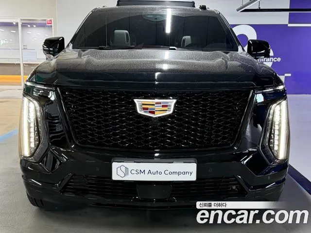 Cadillac Escalade 2025 — photo 1