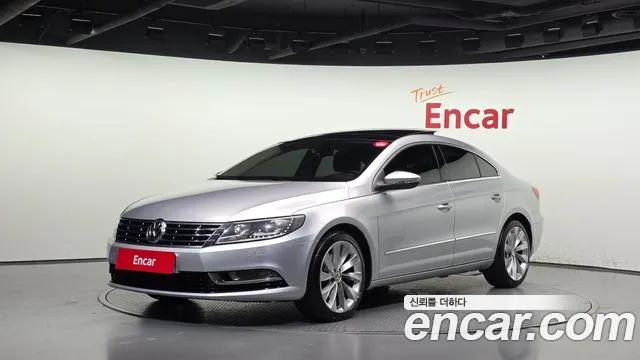 Volkswagen CC 2012 — photo 1