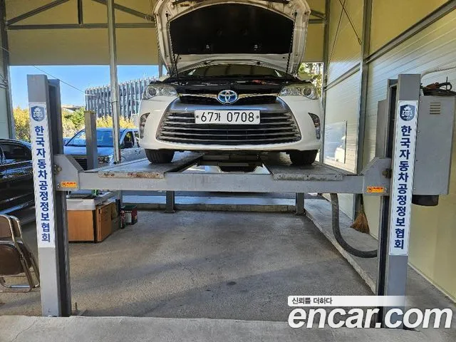 Toyota Camry 2016 — photo 1