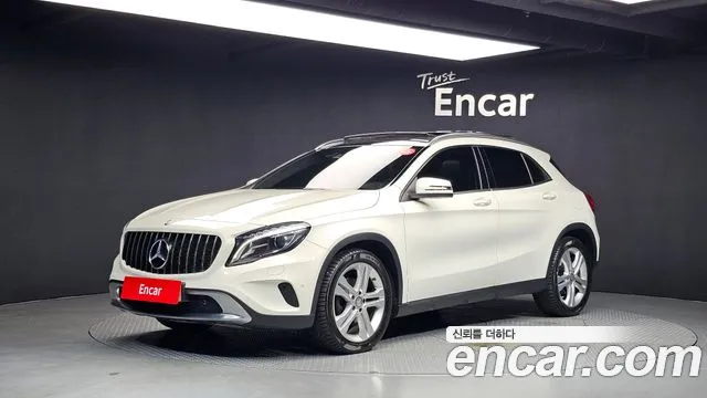 Mercedes-Benz GLA-Class 2017 — photo 1