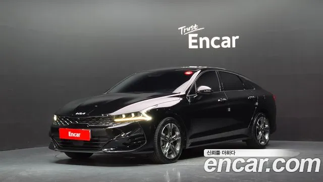 Kia K5 2023 — photo 1