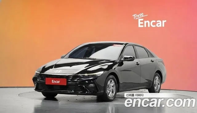 Hyundai AVANTE 2024 — photo 1