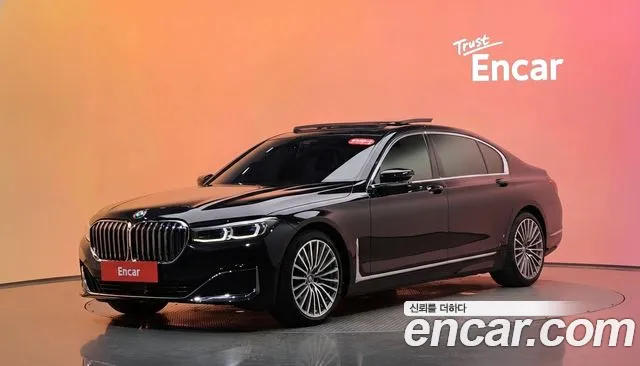 BMW 7-Series 2021 — photo 1