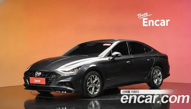 Hyundai Sonata 2022 — photo 1