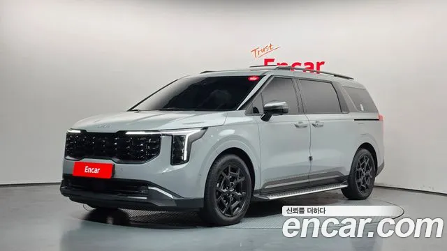 Kia Canival 2025 — photo 1