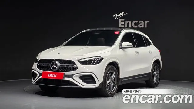Mercedes-Benz GLA-Class 2025 — photo 1