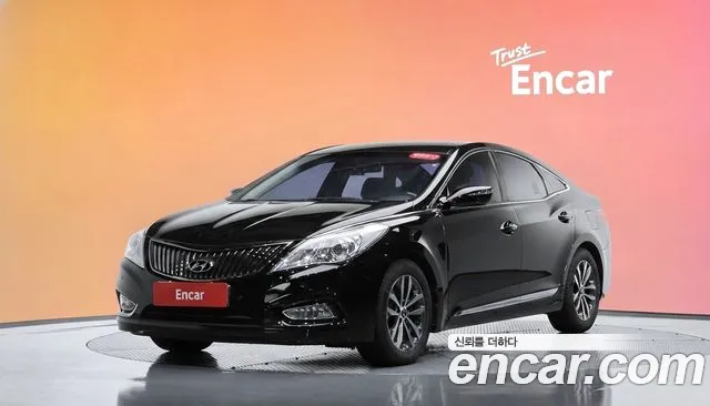Hyundai Grandeur 2011 — photo 1