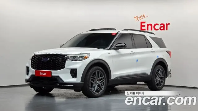 Ford Explorer 2025 — photo 1