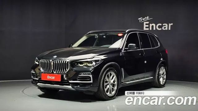 BMW X5 2019 — photo 1