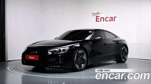 Audi RS e-tron GT 2023 — photo 1