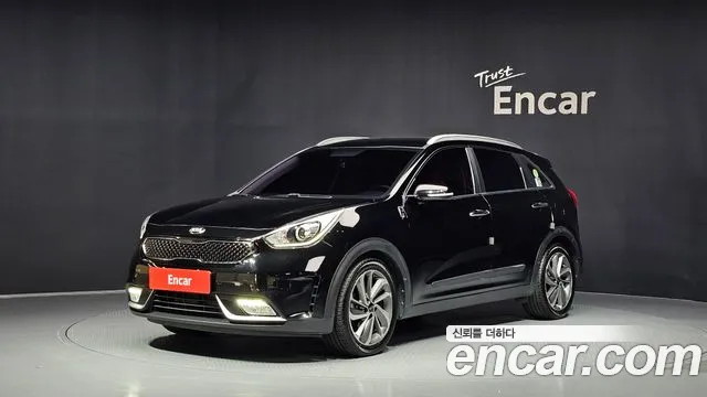 Kia Niro 2018 — photo 1