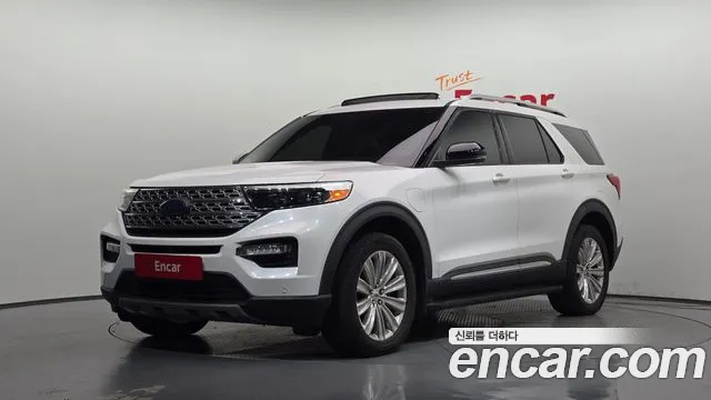 Ford Explorer 2020 — photo 1