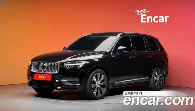 Volvo XC90 2022 — photo 1