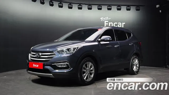 Hyundai Santafe 2018 — photo 1