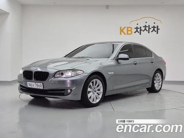 BMW 5-Series 2013 — photo 1
