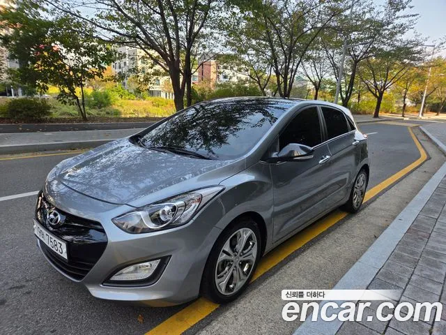 Hyundai i30 2014 — photo 1