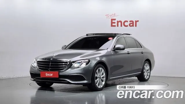 Mercedes-Benz E-Class 2019 — photo 1