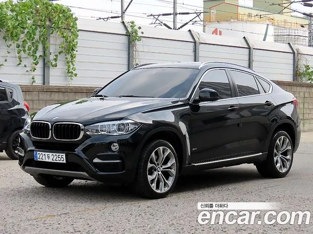 BMW X6 2018 — photo 1