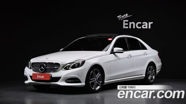 Mercedes-Benz E-Class 2016 — photo 1