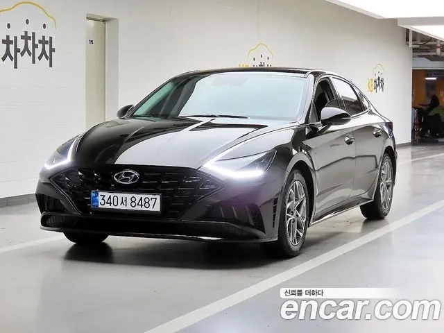 Hyundai Sonata 2022 — photo 1