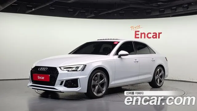 Audi A4 2019 — photo 1