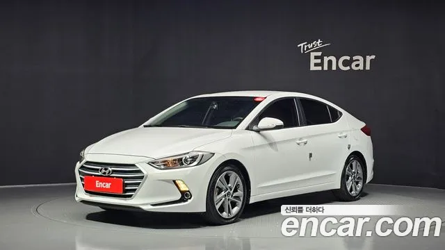 Hyundai AVANTE 2017 — photo 1