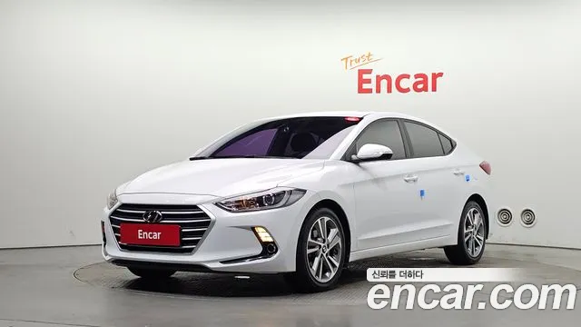 Hyundai AVANTE 2016 — photo 1