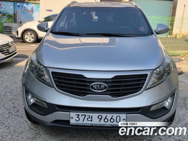 Kia Sportage 2012 — photo 1