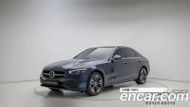 Mercedes-Benz C-Class 2025 — photo 1