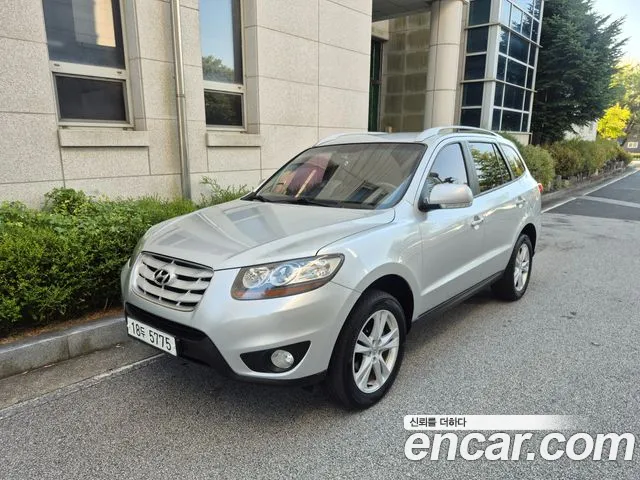 Hyundai Santafe 2011 — photo 1