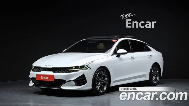 Kia K5 2022 — photo 1