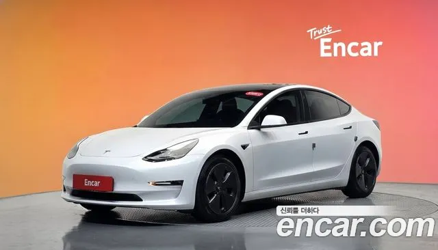 Tesla Model 3 2021 — photo 1