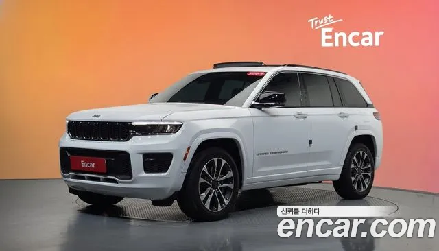 Jeep Cherokee 2023 — photo 1