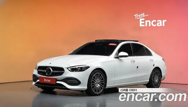 Mercedes-Benz C-Class 2024 — photo 1