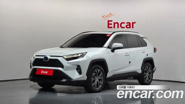 Toyota RAV4 2023 — photo 1