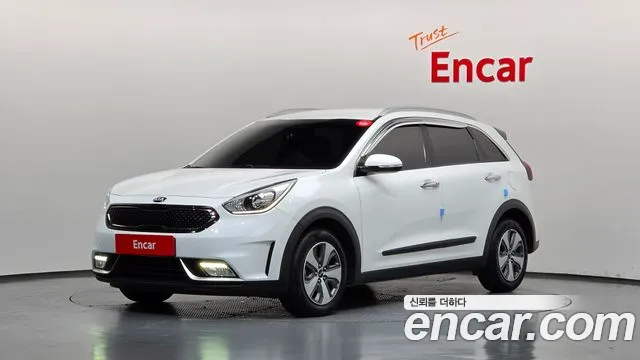 Kia Niro 2019 — photo 1