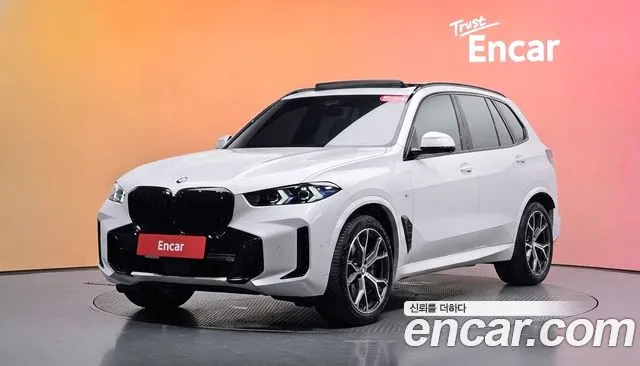 BMW X5 2026 — photo 1