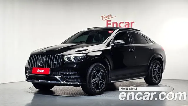 Mercedes-Benz GLE-Class 2021 — photo 1